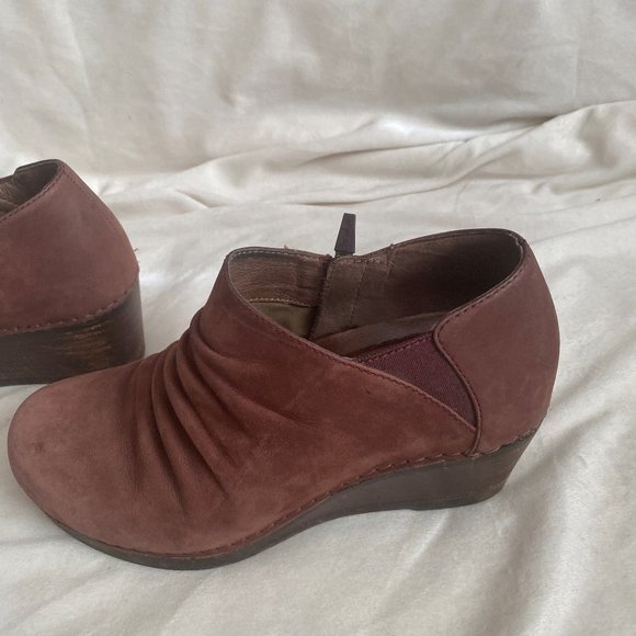 DANSKO CLOGS EUROPEAN - Picture 8 of 8